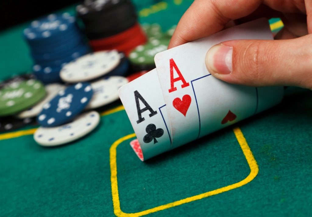 Daftar Situs Poker Online Resmi Beserta Keuntungannya